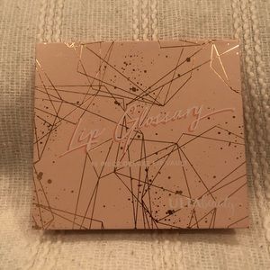 ULTA LIP GLOSSARY (16 Piece)